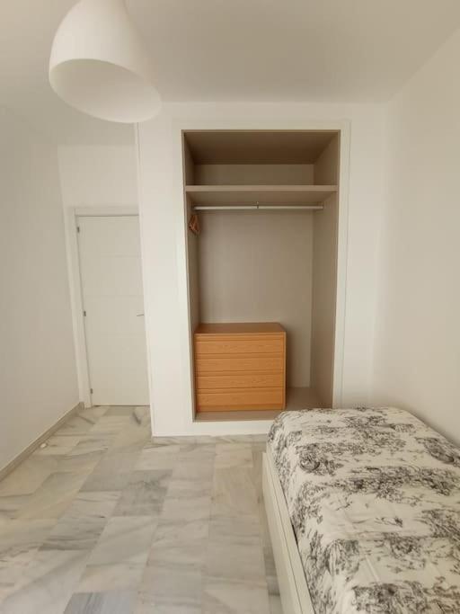 4 Pkg Marmoles Apartment Malaga